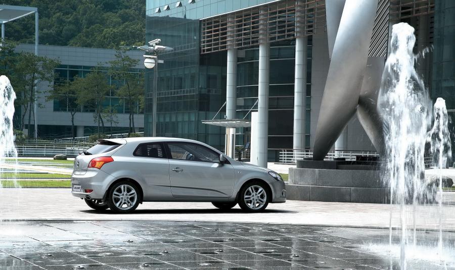  Kia pro_cee&rsquo;d 2008 года  (фото 126 из 182)